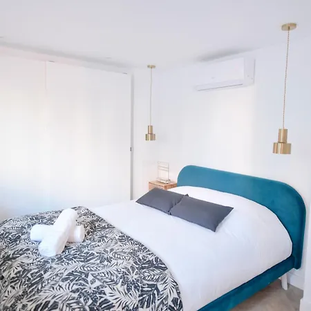 Montmartre Marvel! Designer Near Metro Appartamento