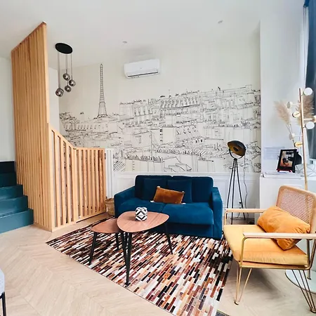 Montmartre Marvel! Designer Near Metro Apartment